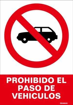 Prohibido el paso de vehículos