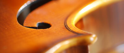 Un juzgado reconoce la sordera profesional de un violinista de la OSE