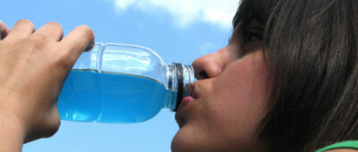 Una correcta hidratación en el trabajo mejora la productividad y reduce costes sanitarios