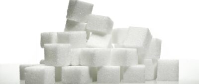 ¿Sabías que el azúcar es peor que la sal para tu tensión arterial?