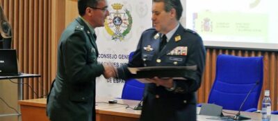 Un teniente de la Guardia Civil recibe el premio Prever 2014